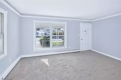12504 Carrington Avenue, Loveland, OH 44135 - Photo 9