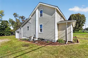 2850 Lincoln Wy NW, Massillon, OH 44647 - Photo 23
