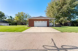 445 35th St SE, Canton, OH 44707 - Photo 27