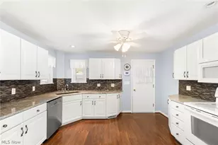 445 35th St SE, Canton, OH 44707 - Photo 7