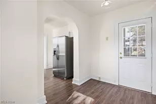 461 Morningview Ave, Akron, OH 44305 - Photo 5