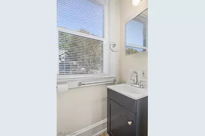 461 Morningview Avenue, Akron, OH 44305 - Photo 11