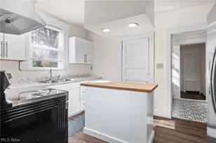 461 Morningview Ave, Akron, OH 44305 - Photo 3