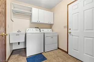 2806 Marsh Ave NW, Canton, OH 44708 - Photo 13