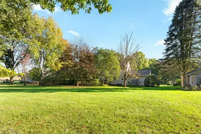 1545 Pinecone Street NW, North Canton, OH 44720 - Photo 3