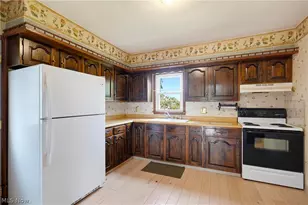 1237 Stardale Ave SW, Massillon, OH 44646 - Photo 9
