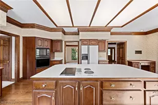 7004 Salerno St NW, Canton, OH 44718 - Photo 13
