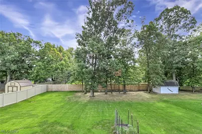 970 Scenic Lane, Green Hills, OH 44131 - Photo 31