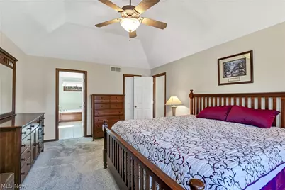 970 Scenic Lane, Green Hills, OH 44131 - Photo 21