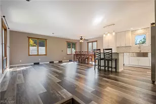 1734 E Broad St, Louisville, OH 44641 - Photo 13