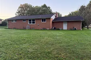 2625 Hyacinth Dr NW, North Canton, OH 44720 - Photo 5