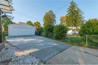 14427 Hollywood Avenue, Loveland, OH 44111 - Photo 9