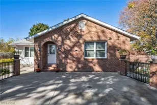 2721 Maitland Ave, Cuyahoga Falls, OH 44223 - Photo 1