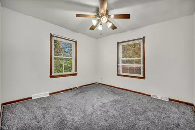 2721 Maitland Avenue, Cuyahoga Falls, OH 44223 - Photo 15