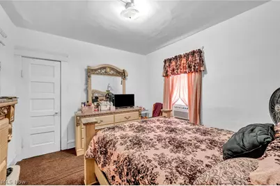 10407 Grandview Avenue, Loveland, OH 44104 - Photo 17