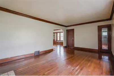 10709 Eliot Avenue #UP, Loveland, OH 44104 - Photo 5