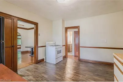 10709 Eliot Avenue #UP, Loveland, OH 44104 - Photo 11