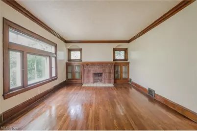 10709 Eliot Avenue #UP, Loveland, OH 44104 - Photo 3