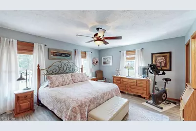 1067 Mohawk Trail SW, Hartville, OH 44632 - Photo 23