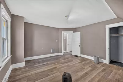 890 E 75th Street, Loveland, OH 44103 - Photo 15