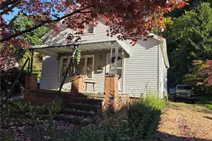 2211 Murray Hill Rd, Loveland, OH 44106 - Photo 1