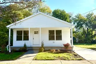 2193 33rd Street E, Loveland, OH 44115 - Photo 1