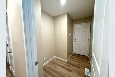 2193 33rd Street E, Loveland, OH 44115 - Photo 15