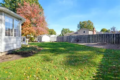 3317 Cherrywood Drive, Barberton, OH 44203 - Photo 35