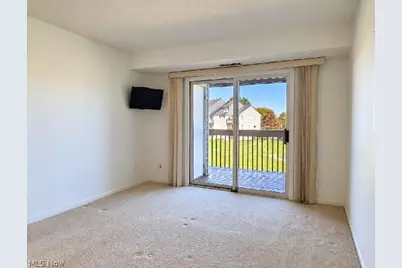 6035 Lake Road #524, Ashtabula, OH 44004 - Photo 7