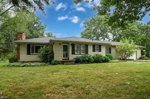 490 Bonshire Rd, Akron, OH 44319 - Photo 19