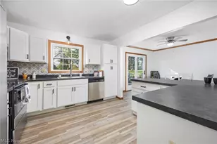 5520 Apple Ridge Cir, Clinton, OH 44216 - Photo 21