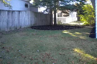 292 E Cassell Ave, Barberton, OH 44203 - Photo 3