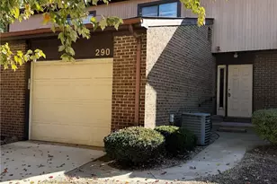 290 Stone Arch Dr, Akron, OH 44307 - Photo 1