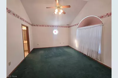 1425 Laurenbrook Lane NE, Massillon, OH 44646 - Photo 11