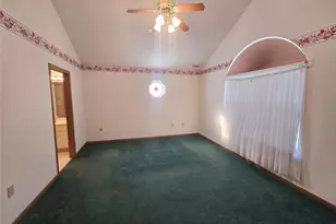 1425 Laurenbrook Ln NE, Massillon, OH 44646 - Photo 11