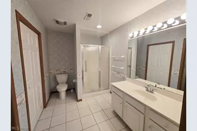 1425 Laurenbrook Lane NE, Massillon, OH 44646 - Photo 13