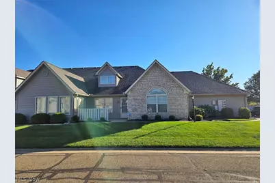 1425 Laurenbrook Lane NE, Massillon, OH 44646 - Photo 1