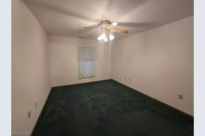 1425 Laurenbrook Lane NE, Massillon, OH 44646 - Photo 15