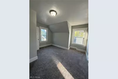 18211 Landseer Road, Loveland, OH 44119 - Photo 21