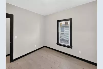 3423 W 49th Street, Loveland, OH 44102 - Photo 9