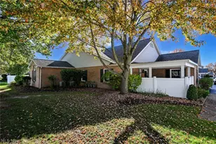 1526 Rhine River Rd NW, Uniontown, OH 44685 - Photo 5