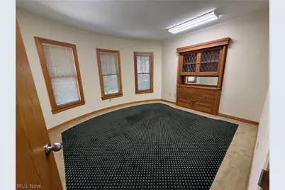 631 W Exchange Street, Akron, OH 44302 - Photo 9