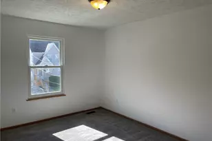 827 Marie Ave, Akron, OH 44314 - Photo 7