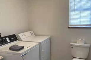827 Marie Ave, Akron, OH 44314 - Photo 5