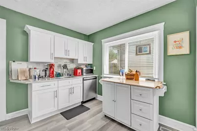 2203 Bunts Road, Oakwood, OH 44107 - Photo 9