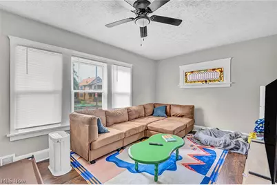 2203 Bunts Road, Oakwood, OH 44107 - Photo 3
