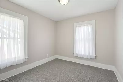 2642 6th Street, Cuyahoga Falls, OH 44221 - Photo 17