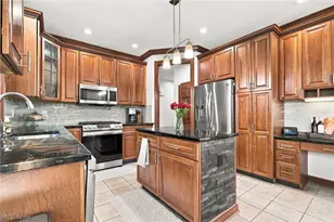 2687 Carrington St NW, North Canton, OH 44720 - Photo 25