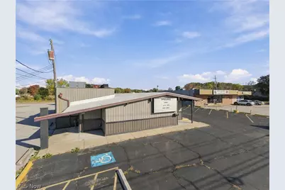 1305 E Tallmadge Avenue, Akron, OH 44310 - Photo 3