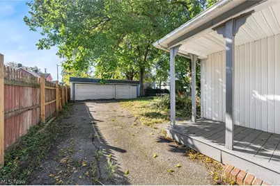 3623 Siam Avenue, Loveland, OH 44113 - Photo 41